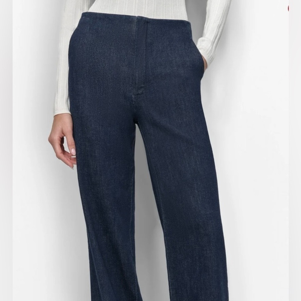 Donna Karan Blue straight Leg Trousers in size 4. Great condition